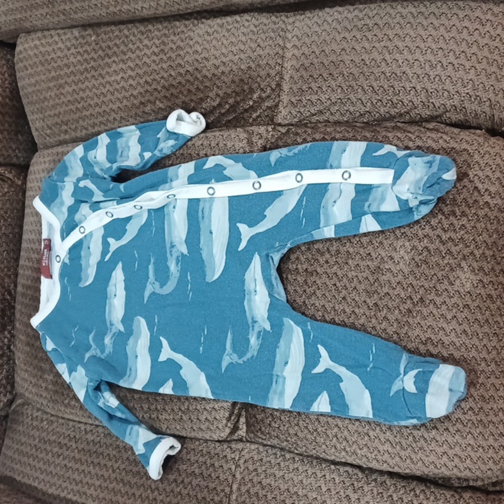 Milkbarn 3-6 months Whale pajamas